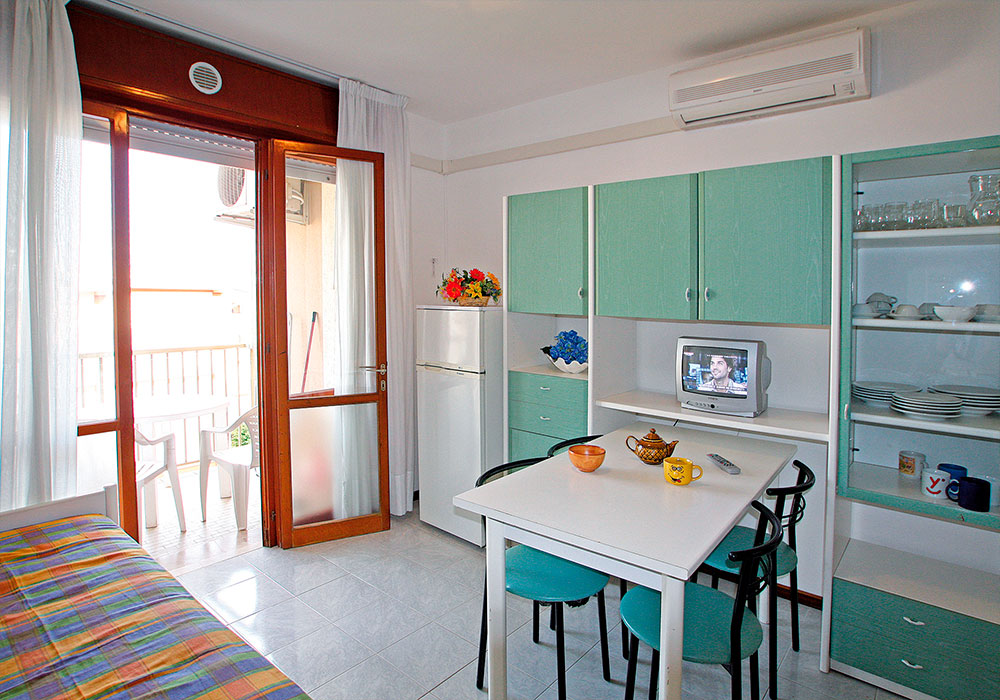 lightning ambassador condominium