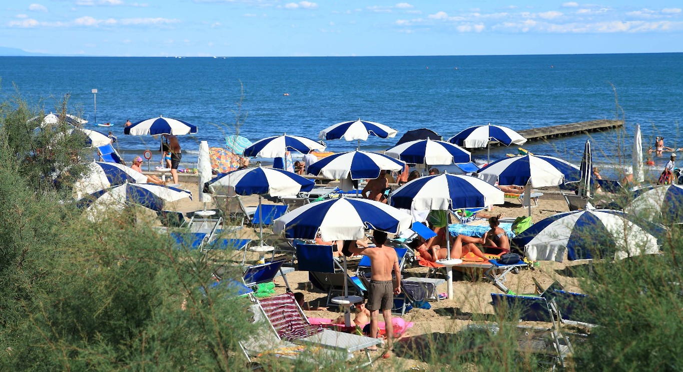 Willkommen In Lido Di Altanea Agenzia Lampo